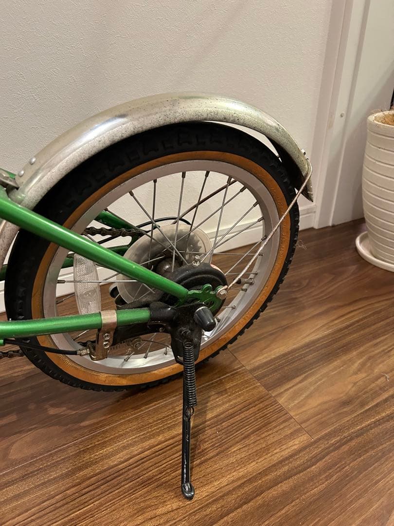 PANTONE UNIVERSE 折りたたみ自転車 グリーン