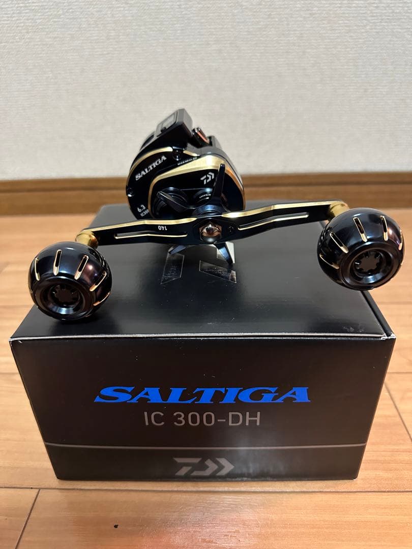 新品未使用 　SALTIGA IC 300-DH ベイトリール