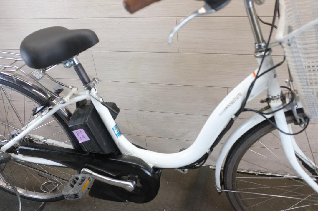 電動自転車ブリヂストン製　アシスタ　26インチ　3段　12.8Ah充電器あり