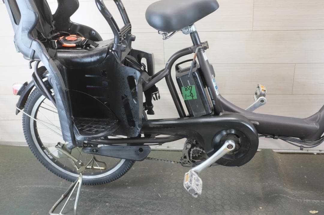 ぐみー )BS アンジェリーノ 3段変速 充電器付属カゴ変更キー追加