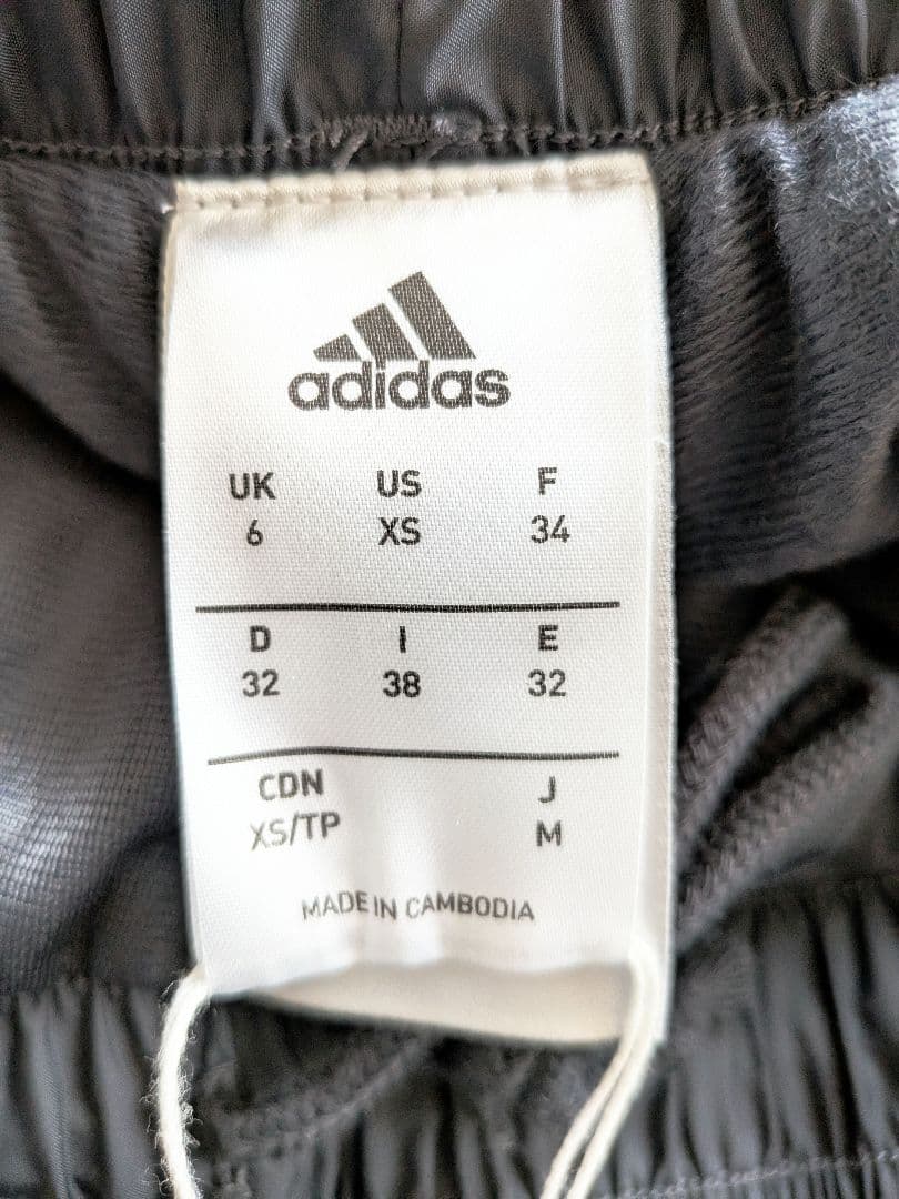 ■超新品■adidas ウインドブレーカー　上下セット レデイース　M　濃紺