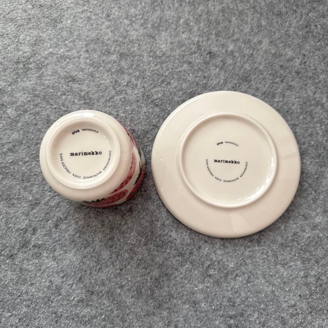 marimekko マンシッカ プレート いちご ピンク マリメッコ ラテマグ