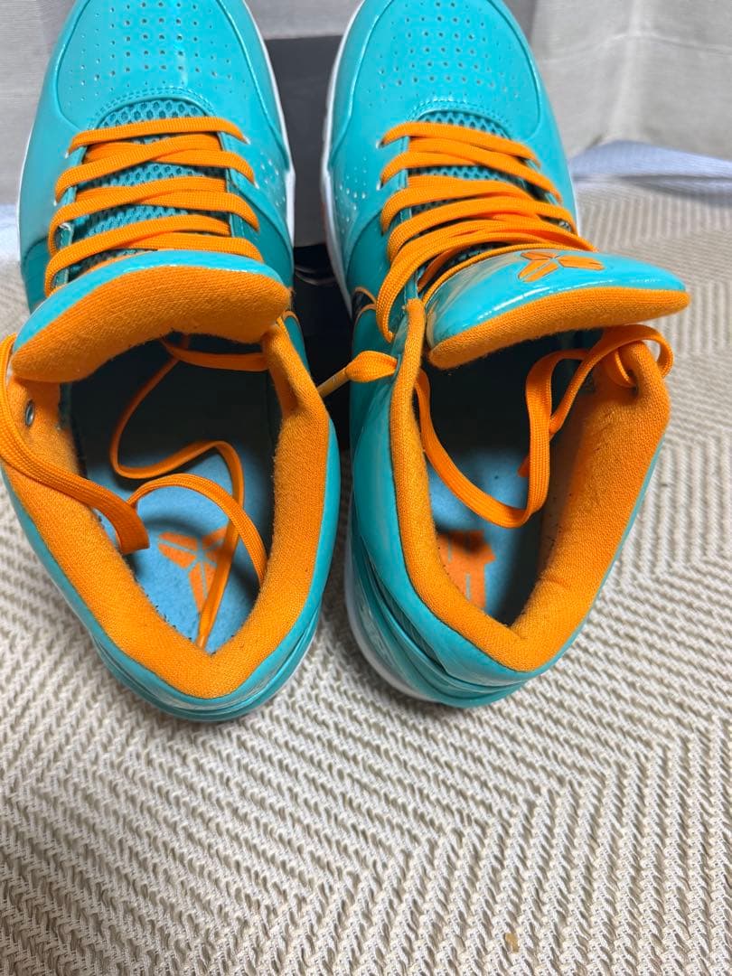 シューズ(男性用) UNDEFEATED Nike Kobe 4 Protro Hyper Jade