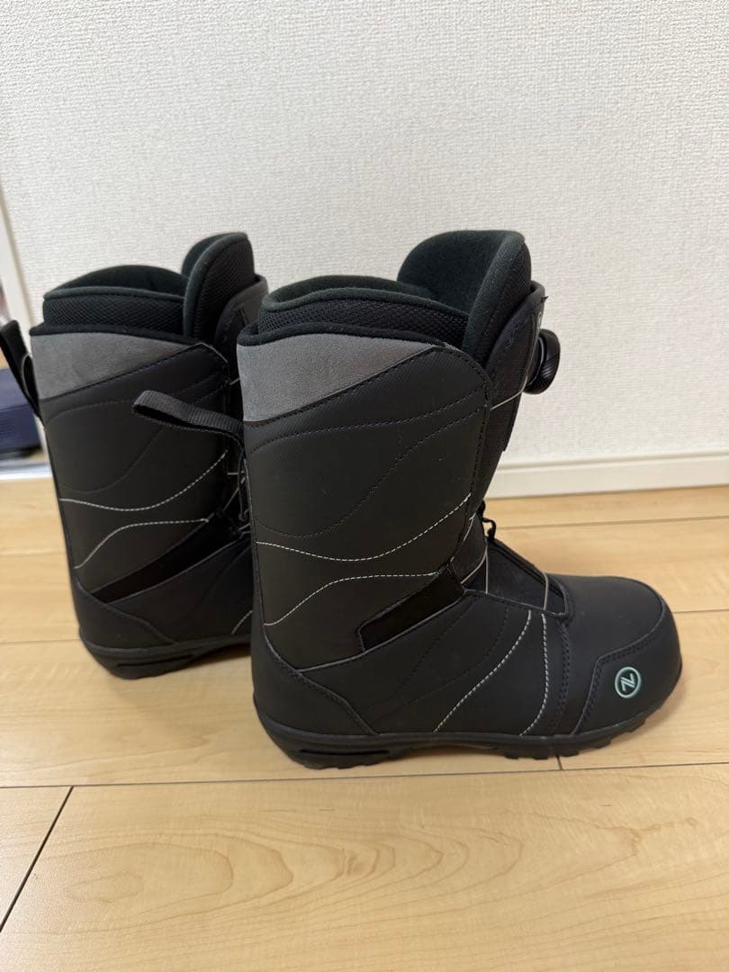 NIDECKER 女性用スノーボードブーツ ブラック