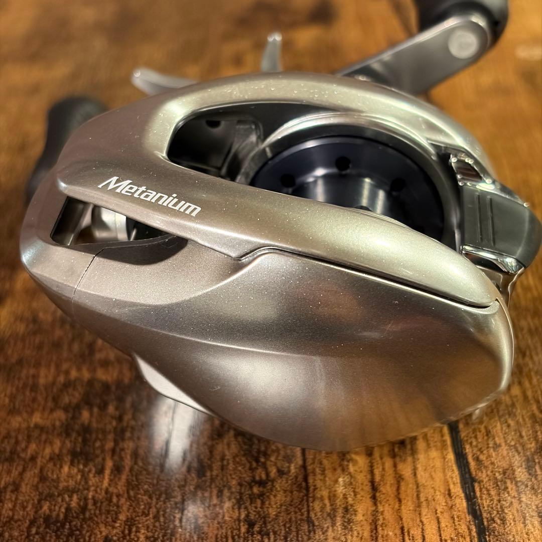 【美品】シマノ　メタニウムHG 7.4 MGL 右ハンドル