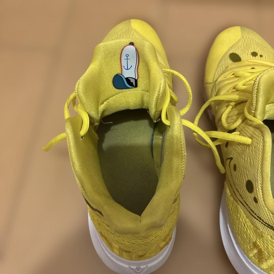 Nike カイリー5 スポンジボブ