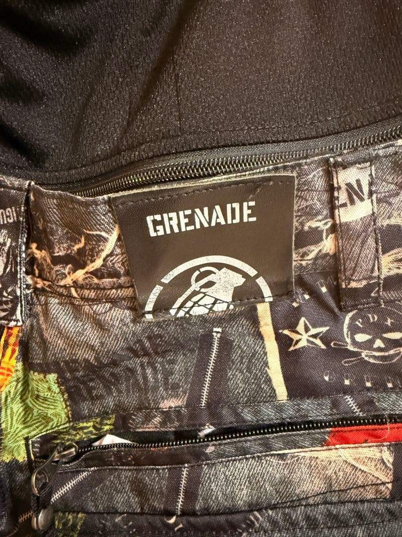 限界値下げスノーボードウェア上下セット(ANTHEM/686)