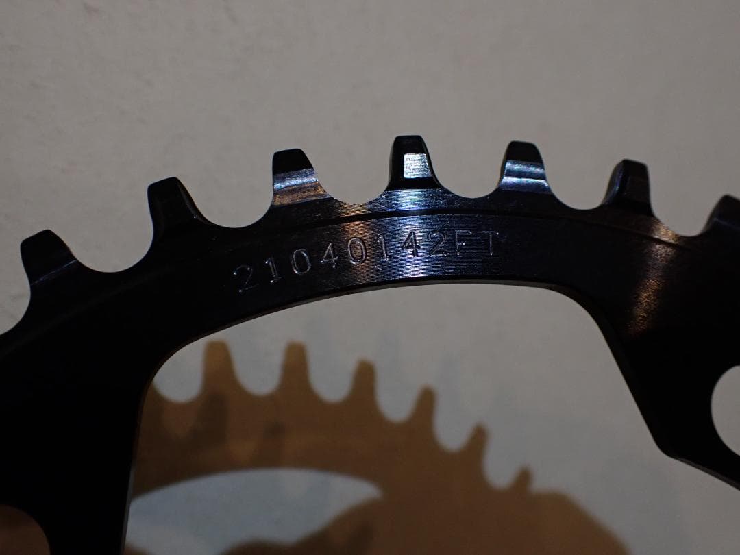 WOLFTOOTH DROPSTOP B ナローワイド　チェーンリング　42T