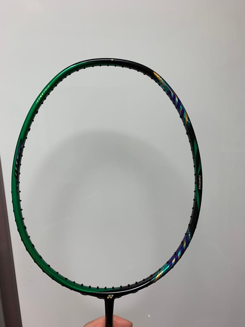 YONEX アストロクス99 LCW リーチョンウェイモデル 4U5