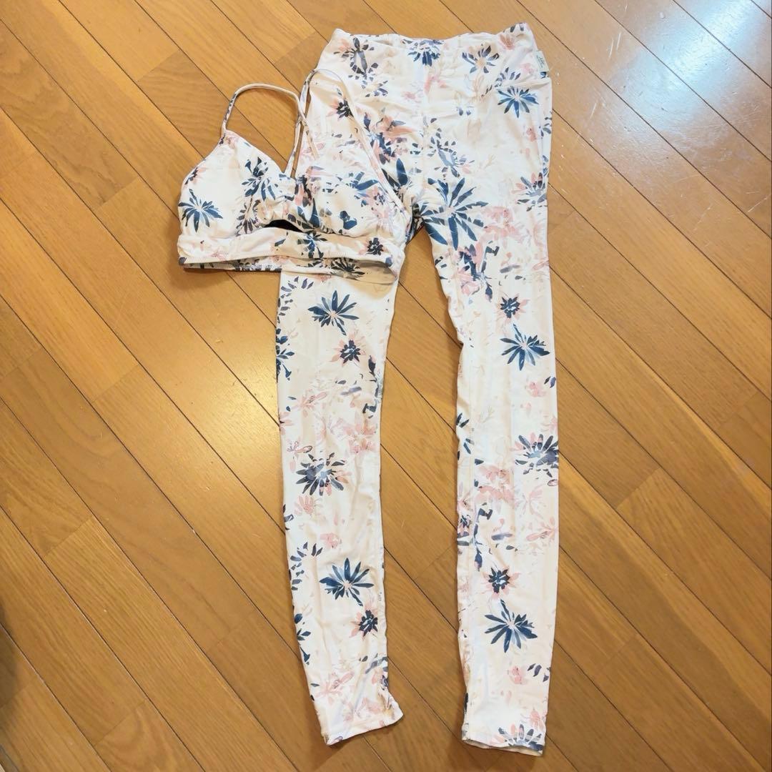 Julier Yoga and Relax ヨガウェア　上下セット　0サイズ