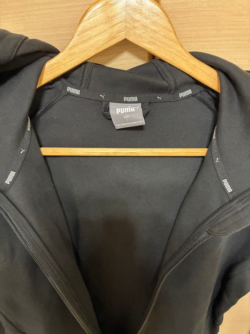 セレッソ大阪　移動着　PUMA パーカー　上下セット　新品未使用ズボン