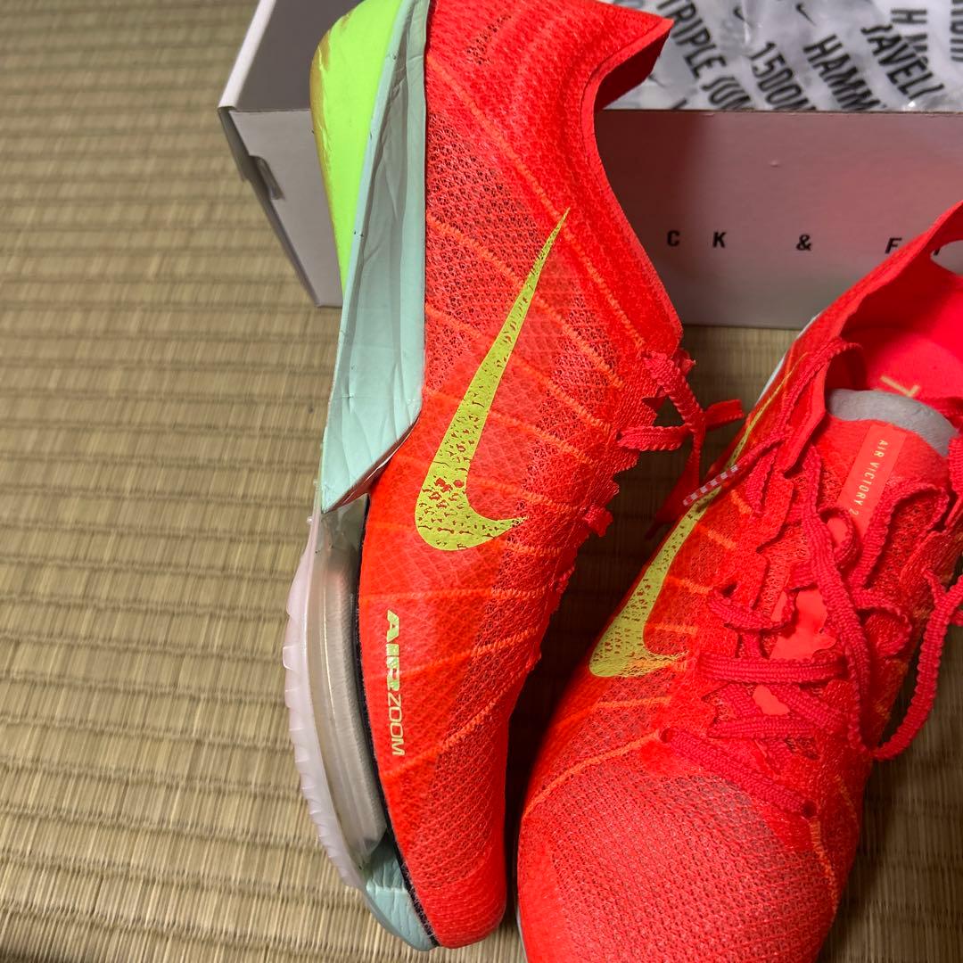 NIKEエアズームヴィクトリー2 25.0