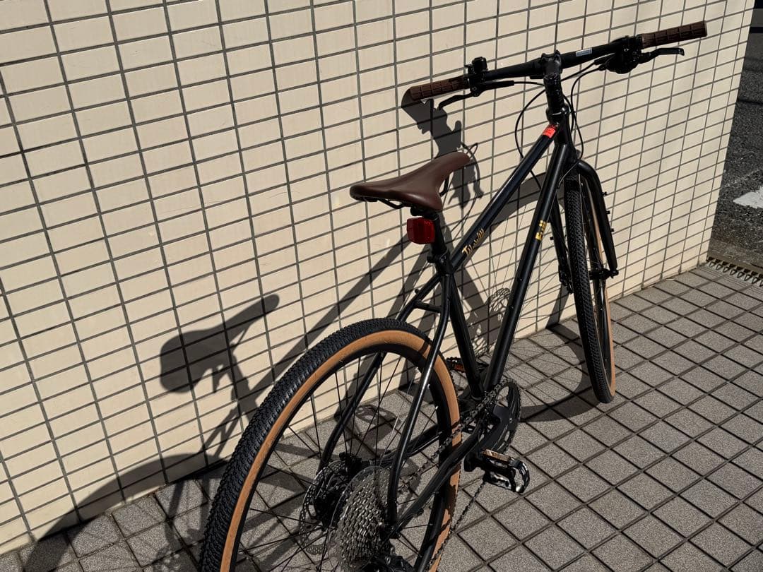 FUJI フジ TALAWAH BLACK MICA クロスバイク