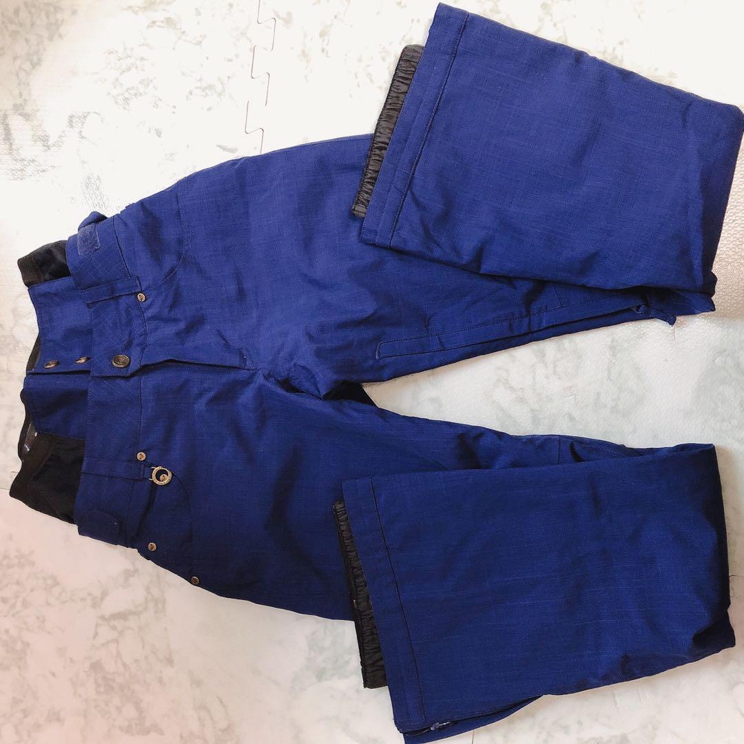 ベージュ ダウンジャケットとスノーボードパンツ セット　ROXY スキーウェア
