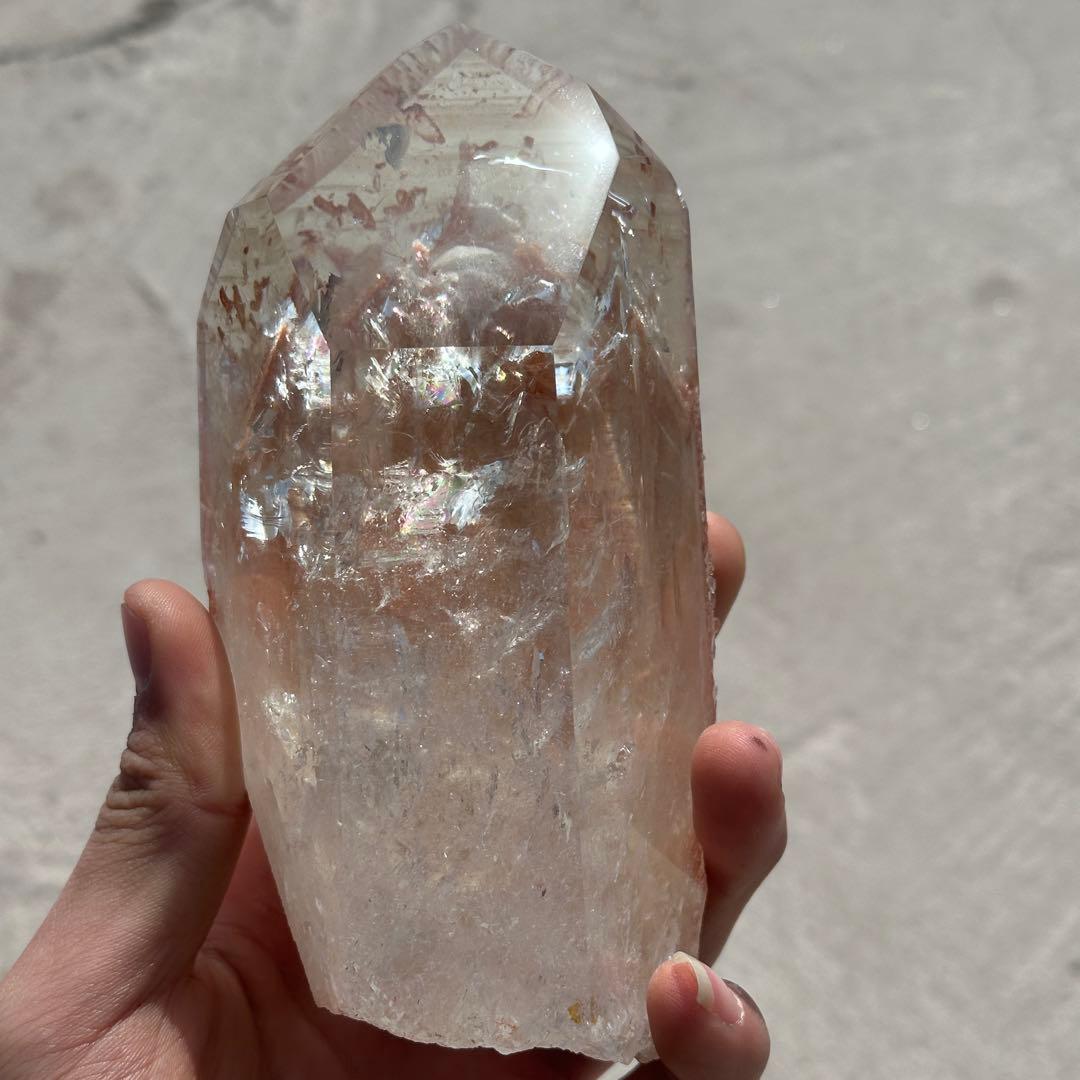 天然石虹あり　水晶のポイント　置物　台座付きG.706