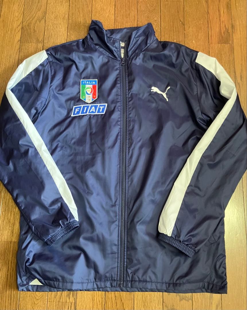 プーマ　ウインドジャケット　トレーニング　イタリア　カスタマイズ　ネイビー