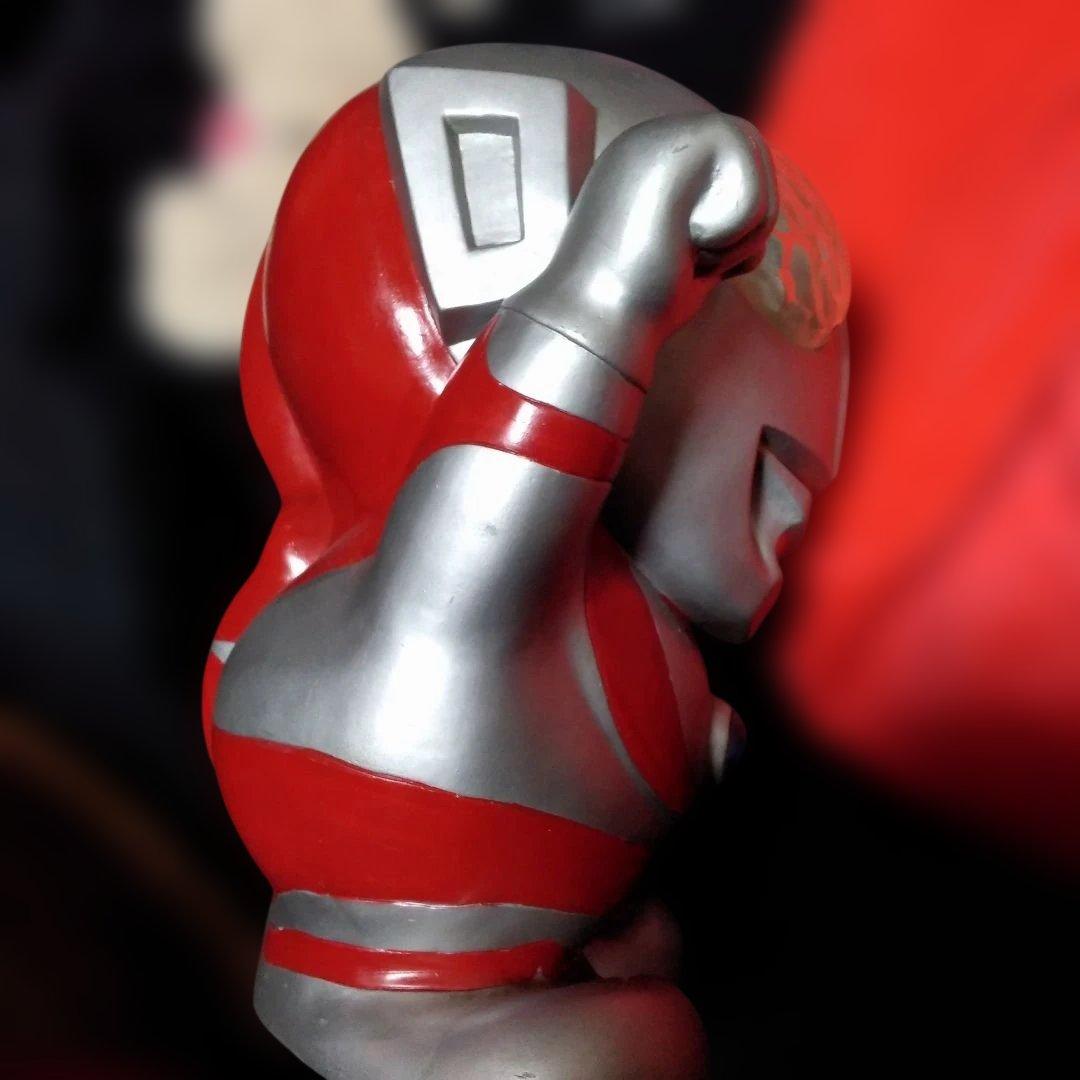 ウルトラマン 貯金箱