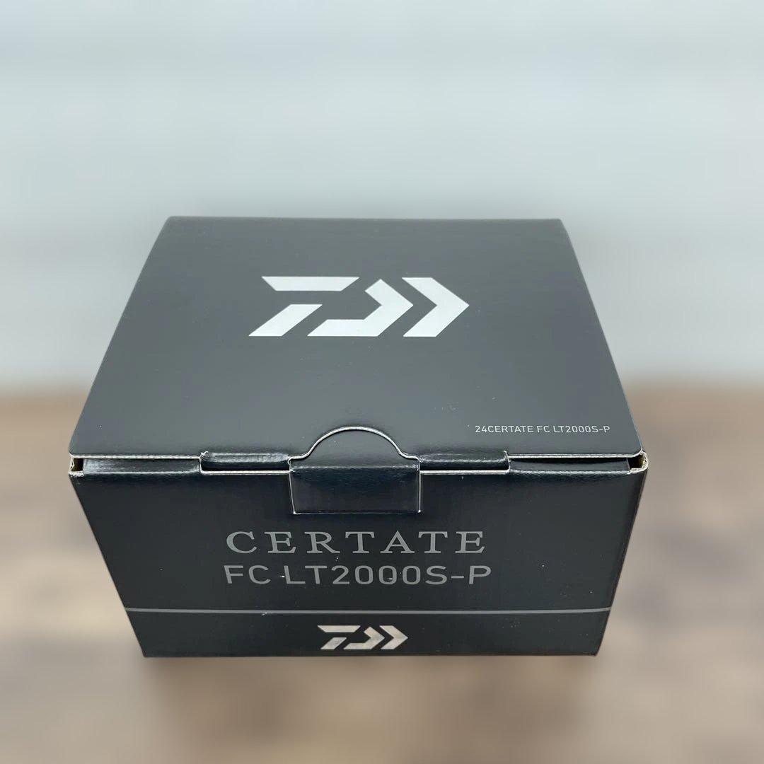 261478 DAIWAスピニングリールCERTATE FC LT2000S-P