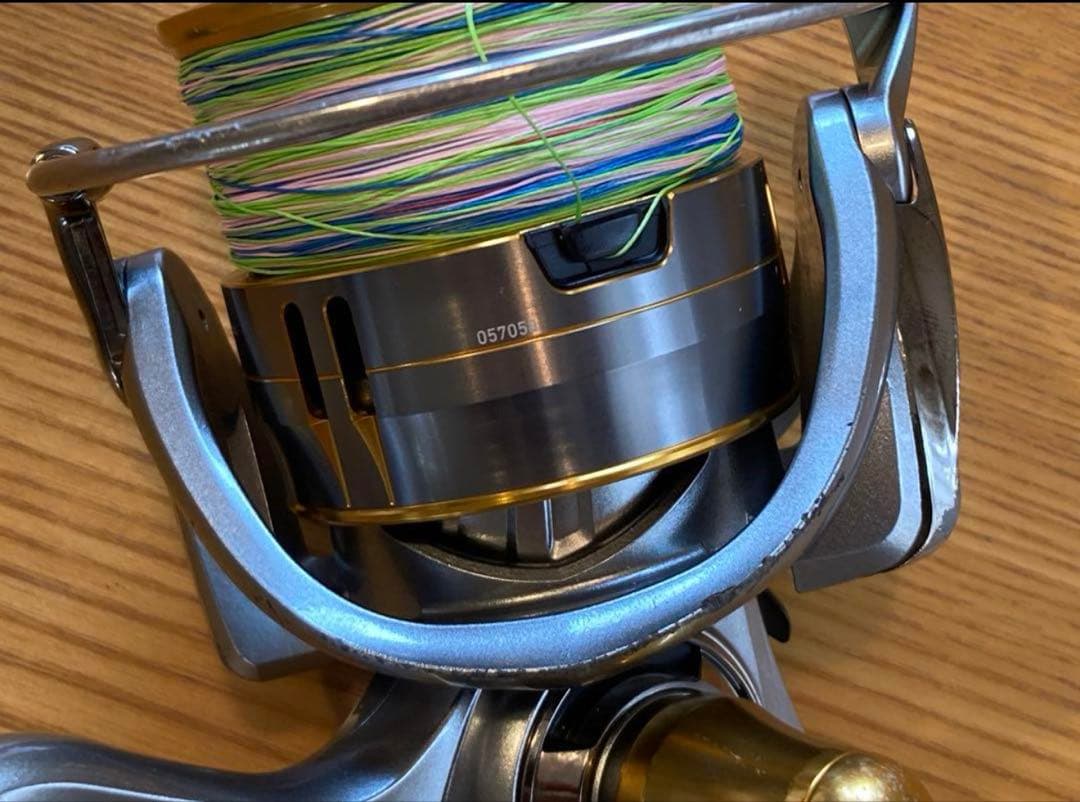Daiwa FREAMS LT6000D-H スピニングリール