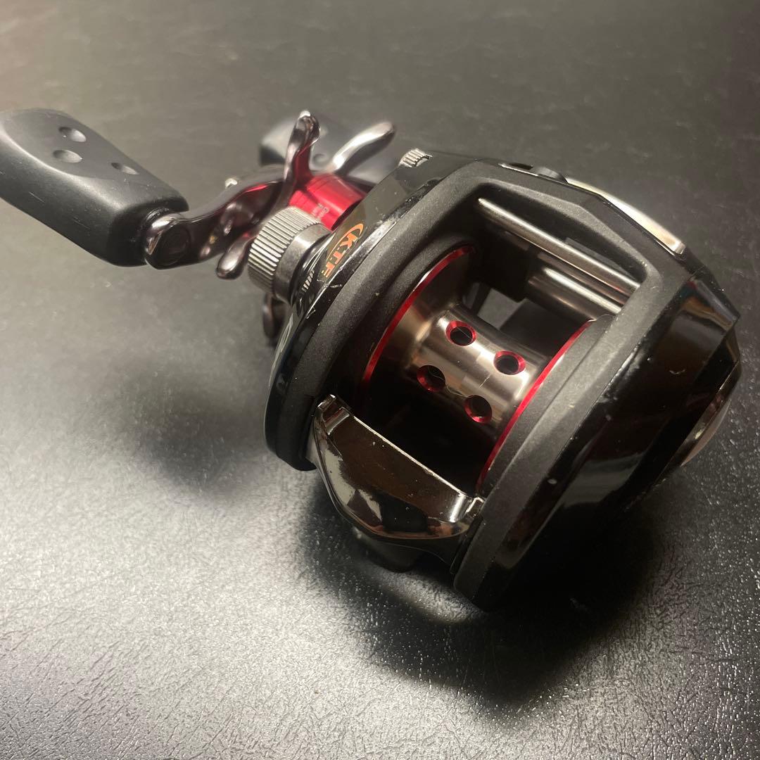 美品　アブガルシア　REVO SX KTF 左ハンドル　替えスプール付き　レボ