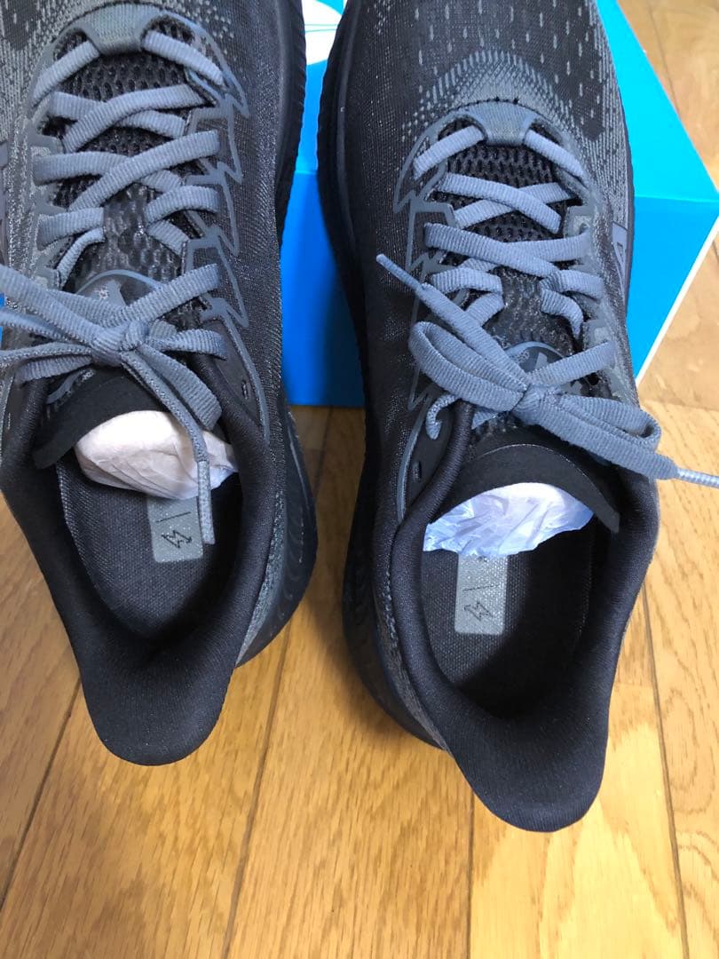 HOKA　Mach6　27cm D　美品（1回使用）