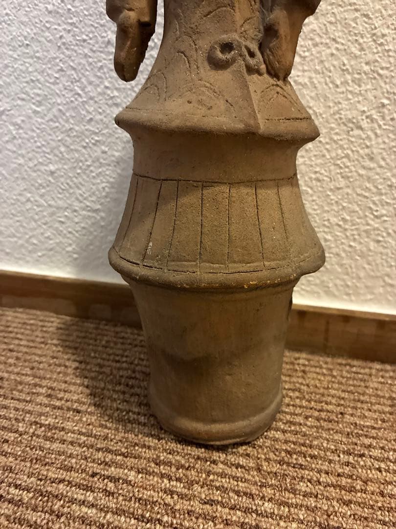 古墳時代　埴輪　横塚古墳　発掘品　出土品　骨董　アンティーク　置物　彫刻　像