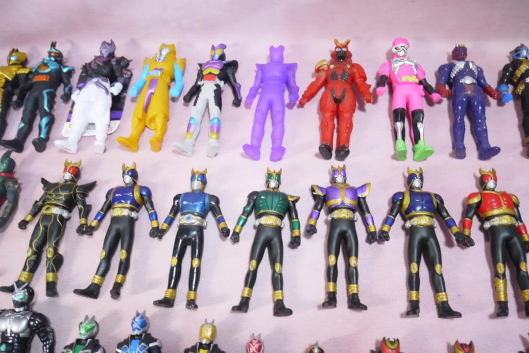 仮面ライダー　ミニソフビ　107体