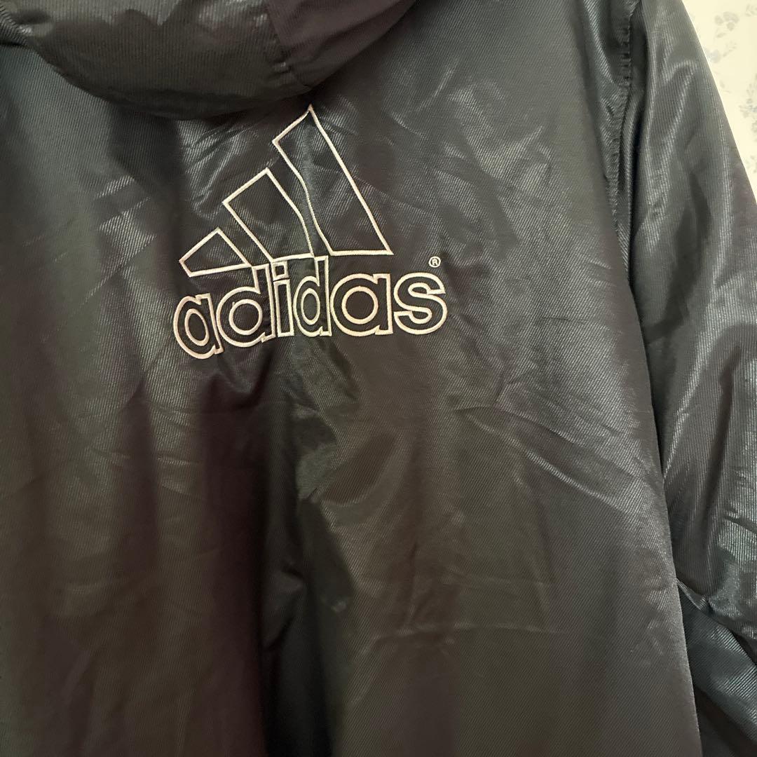 美品　レア　adidas ブラック ベンチコート　冬 最終値下げ