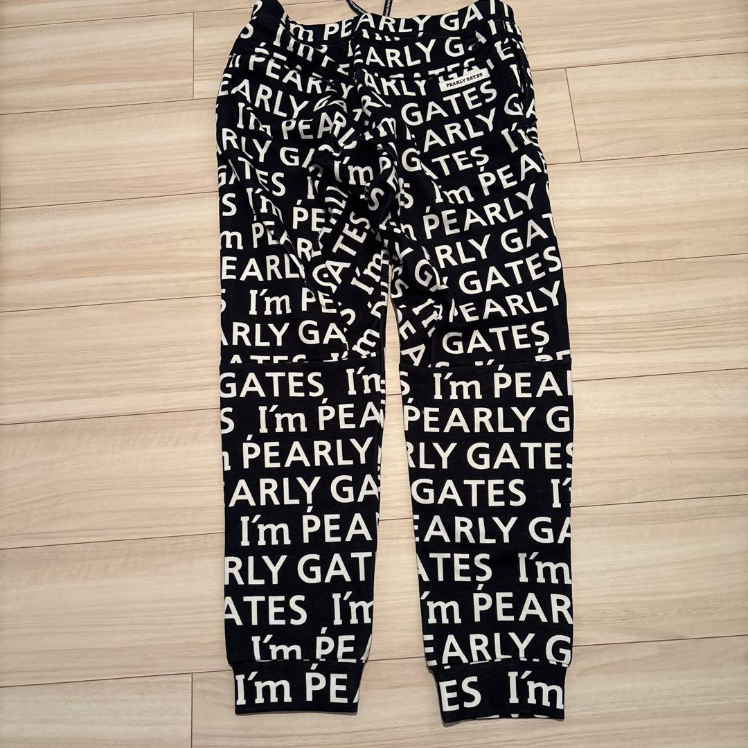 PEARLY GATES 総ロゴ、ジャックバニー　コミック風ショートパンツ