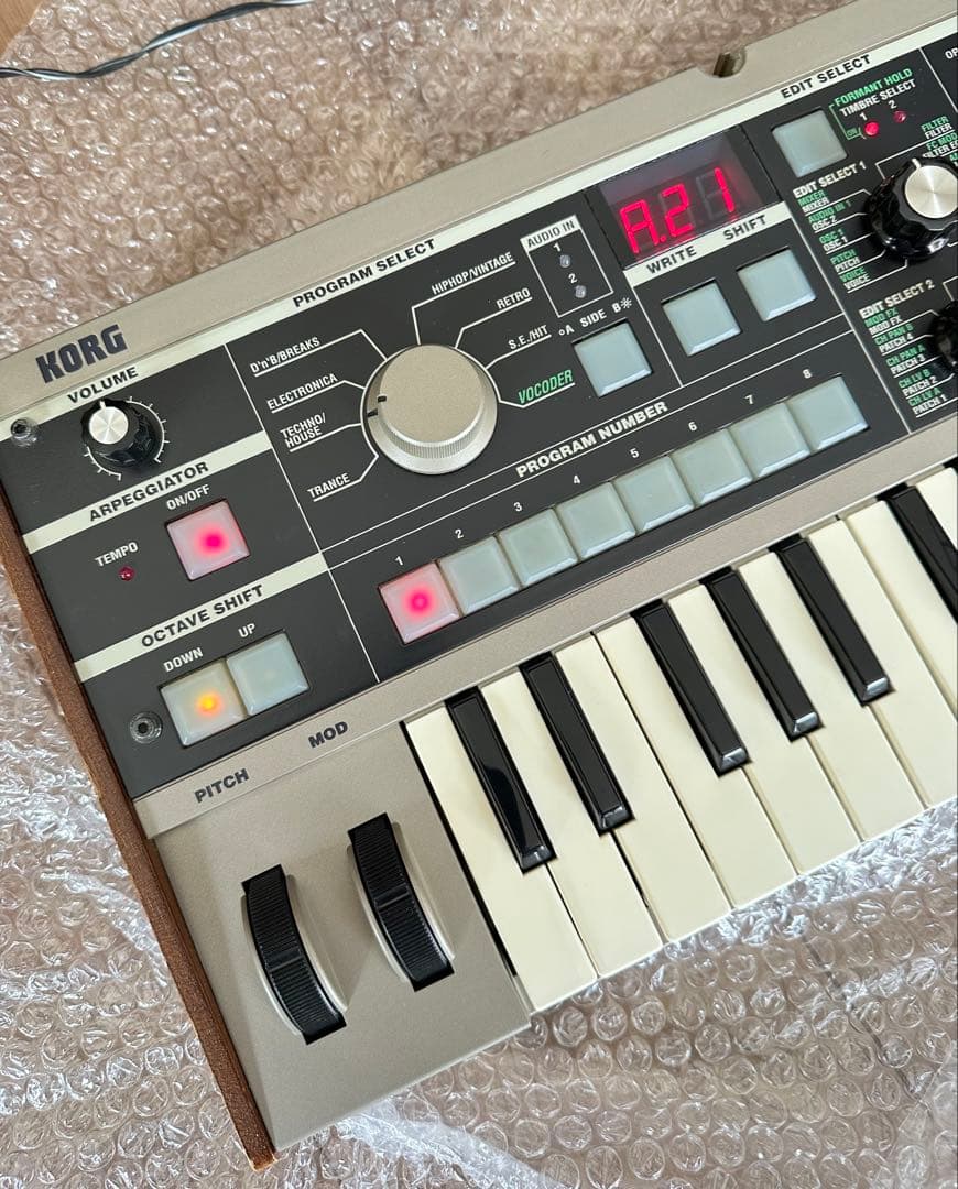 microKORG 通電発音確認済 korg アナログシンセ 良品