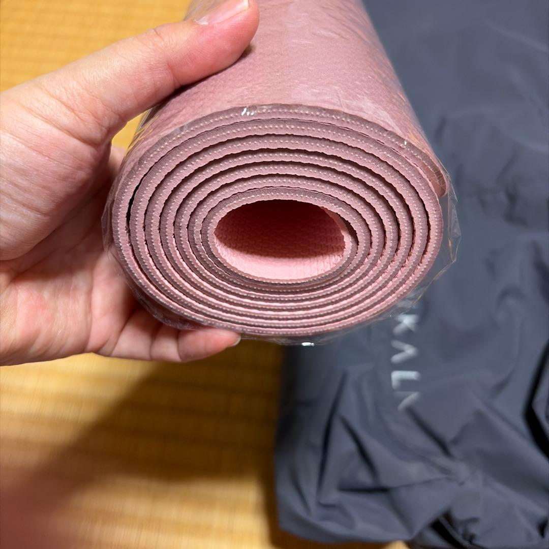 lava新品ヨガマット&マットケース