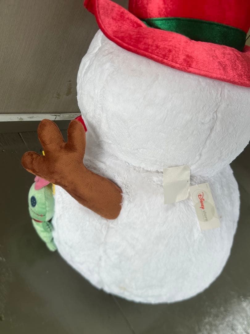 〒限定品・ディズニー ストア/ スティッチ 雪だるま 特大 パペット ぬいぐるみ