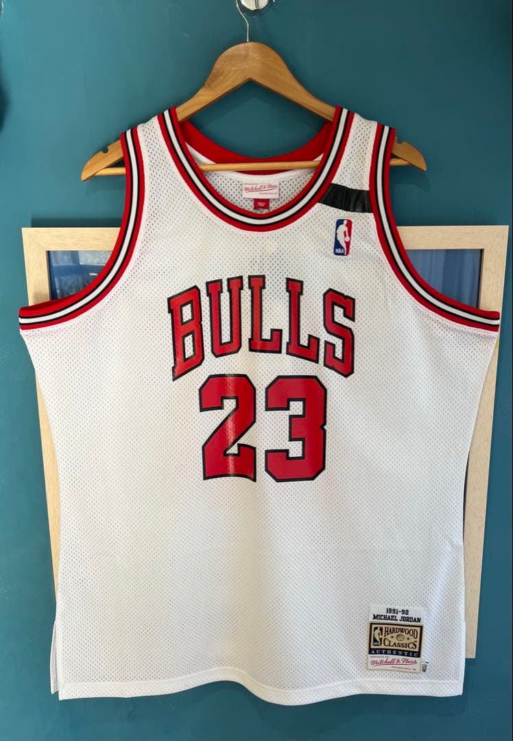 Mitchell&Ness ブルズ ジョーダン23 ジャージ ユニフォーム 白