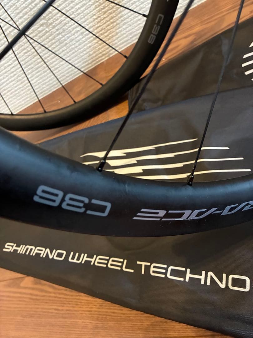DURA ACE WH-R9270 C36 TL カーボンホイール　チューブレス