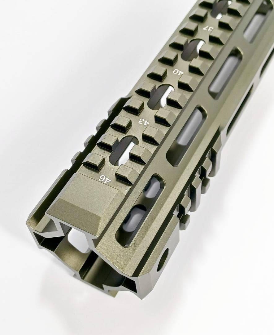 GEISSELE タイプ SMR MK4 13インチ OD M4ハンドガード