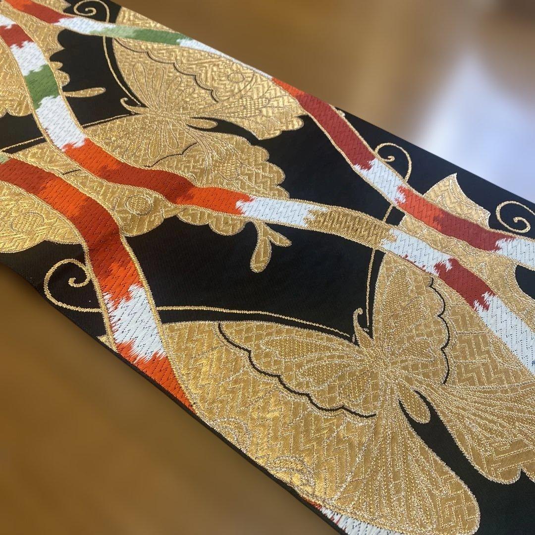 table runner 「立涌に金彩蝶」　帯リメイク　正絹　長尺
