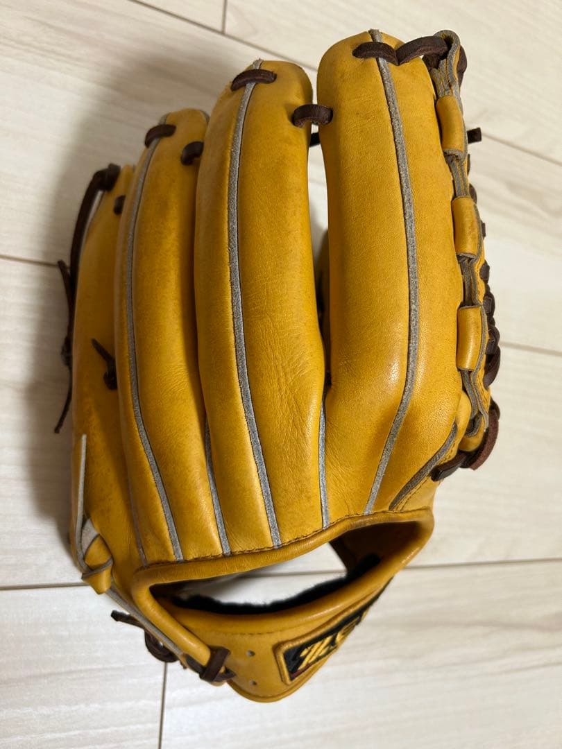 【最終値下げ】ZETTプロステイタスグローブ右投内野用硬式用オーダーグラブレア物