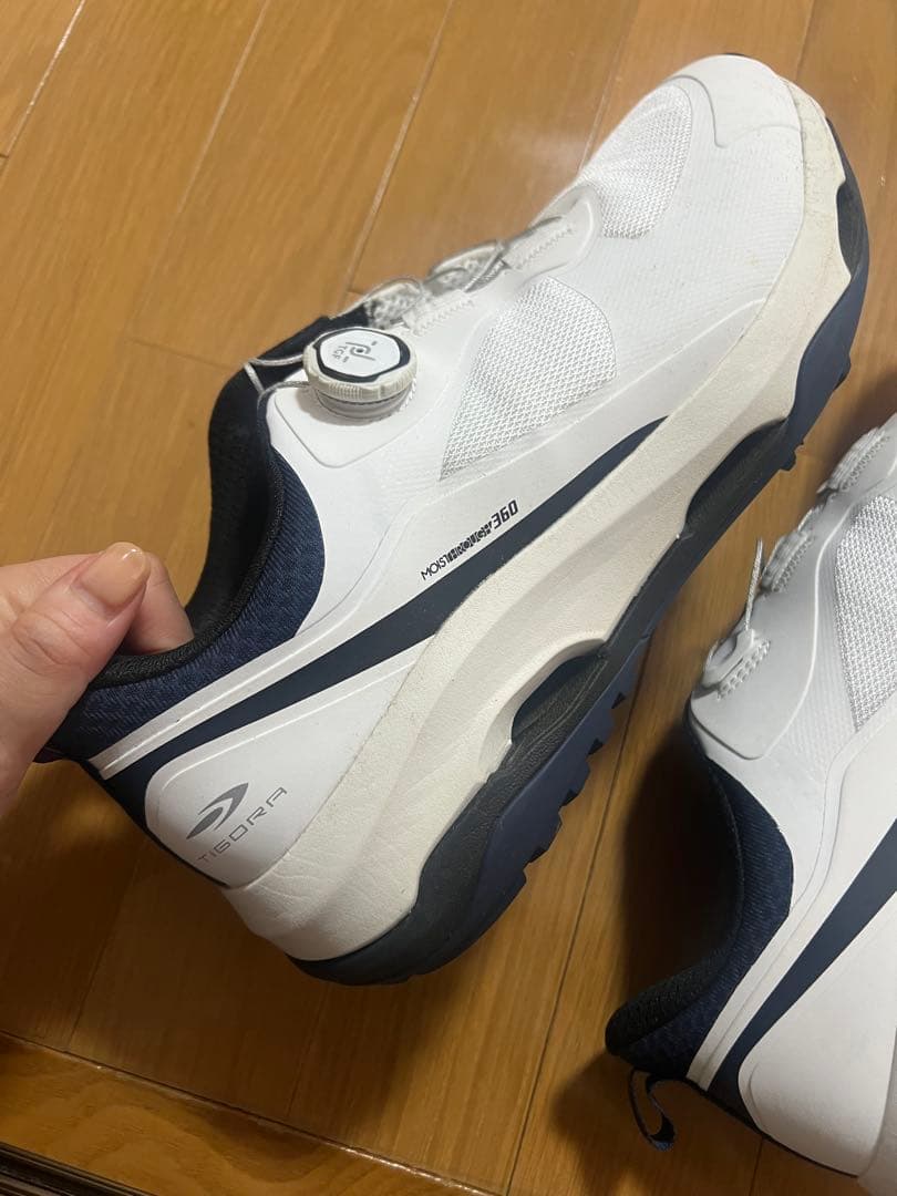 【ほぼ新品】メンズ　ゴルフシューズ　TIGORA