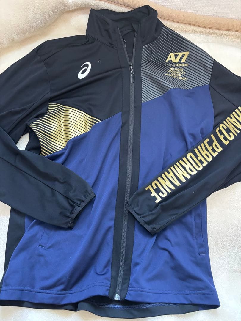 ASICS A71 ウォームアップウェア セット