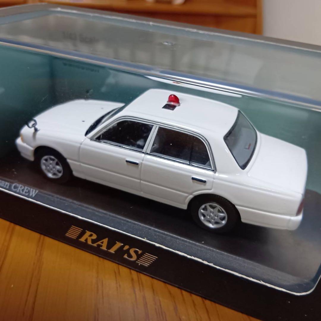 【2台セット】レイズ　日産　クルー　CREW パトロールカー　1/43