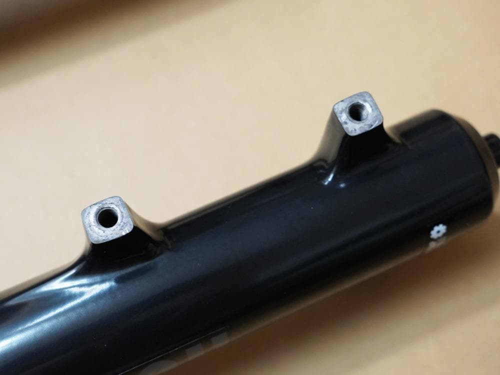 ROCHSHOX 35 SILVER R 160mmトラベル 27.5インチ