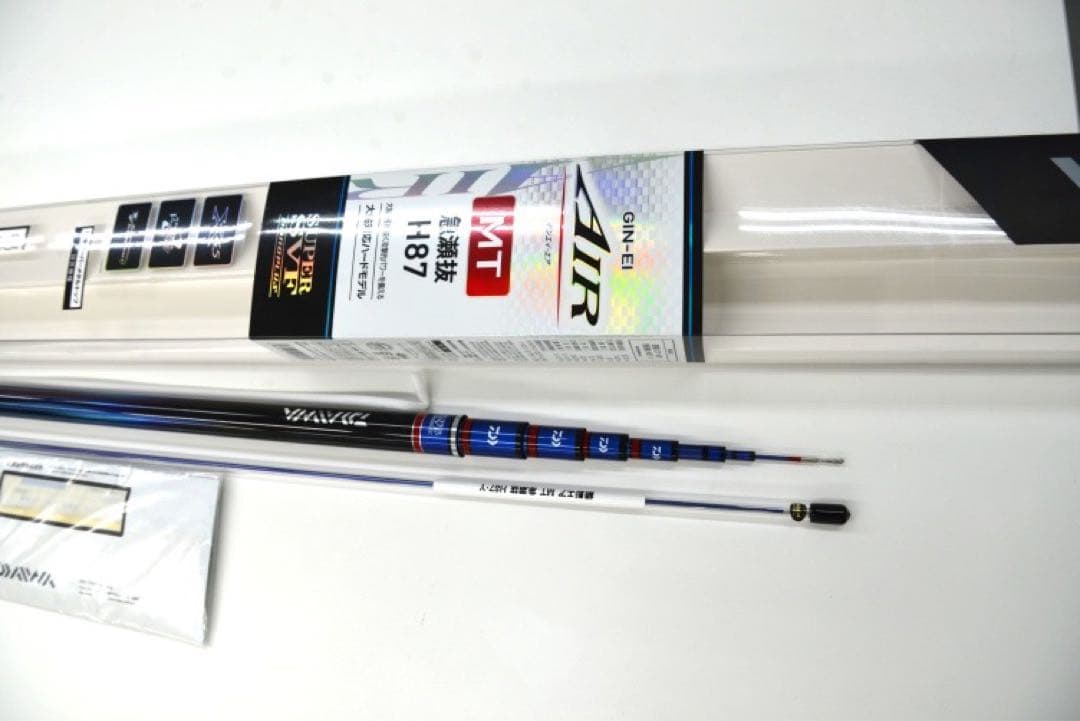 【極美品】DAIWA 銀影AIR MT 急瀬抜H87 Y8.7m 鮎竿