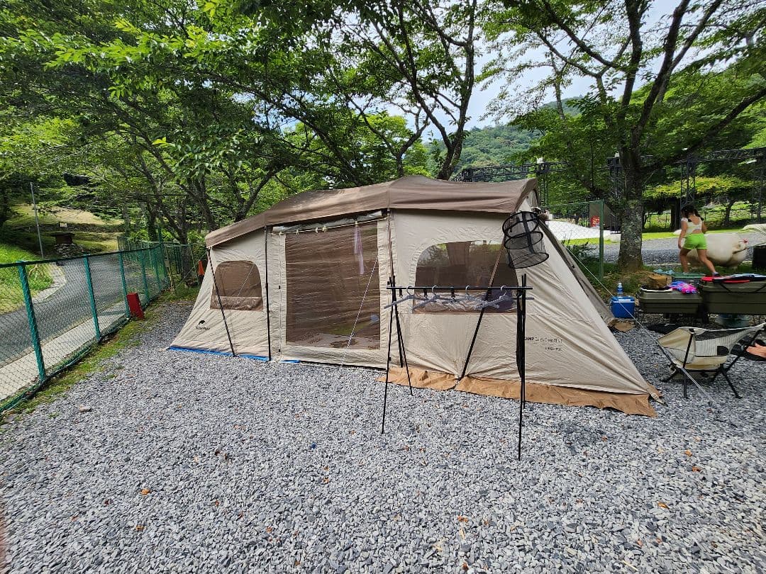 設営簡単♪ Naturehike ツールームテント｜ファミリー向け・美品
