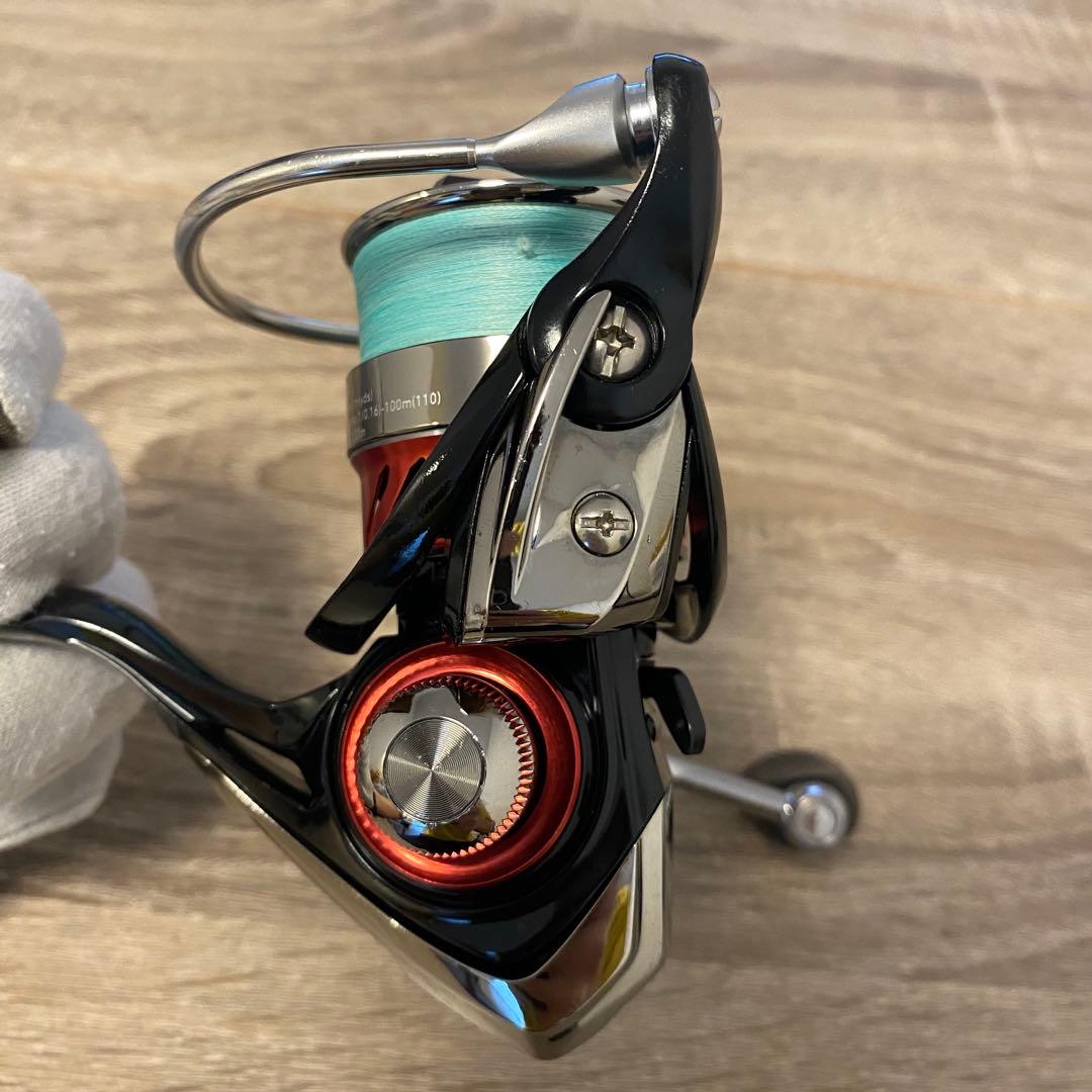 DAIWA 16月下美人MX2004 スピニングリール
