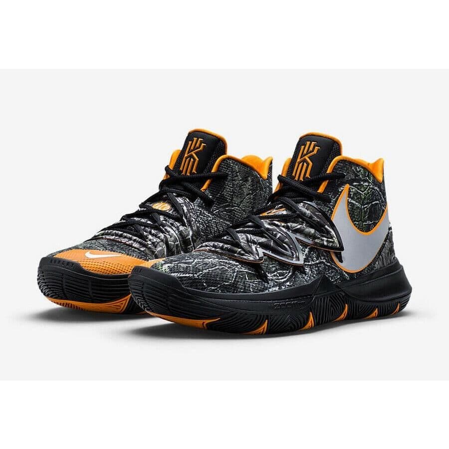 シューズ(男性用) Nike Kyrie 5 TAKO
