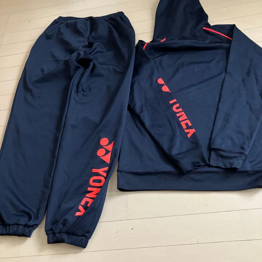お値下げ中‼️YONEX フード付き上下セット Lサイズ ネイビー