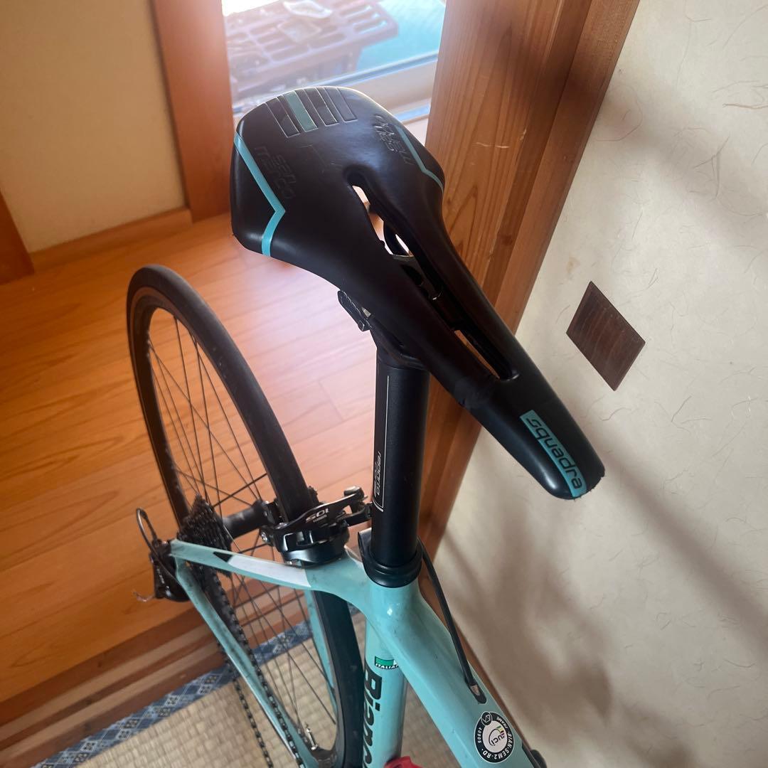 Bianchi SEMPRE PRO 105 2018 ロードバイク　チェレステ