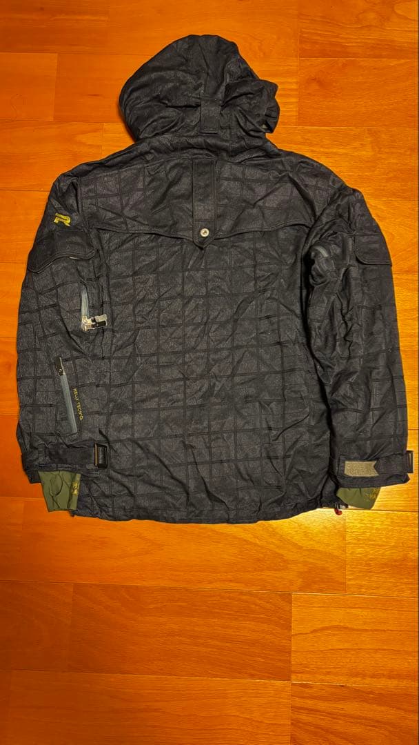 最終★Helly Hansen スノーボードウェア　ライダース170〜180cm