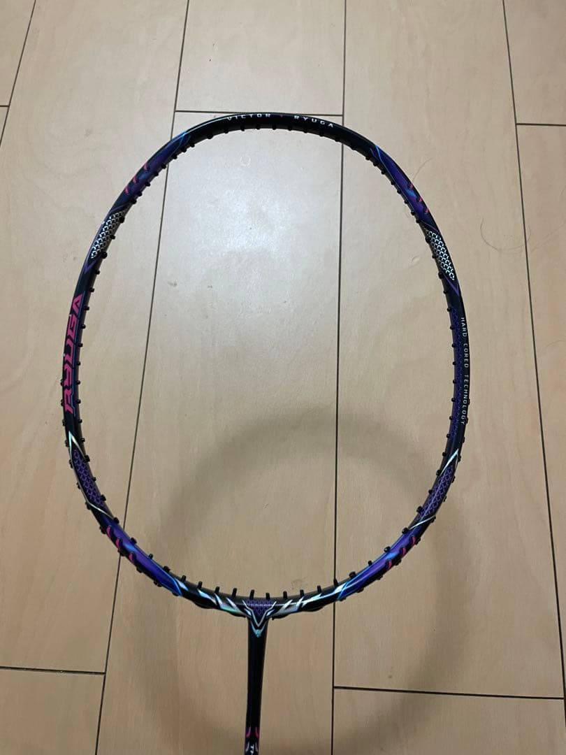 スラスターリュウガ2プロ　4UG6 ビクター　バドミントンラケット