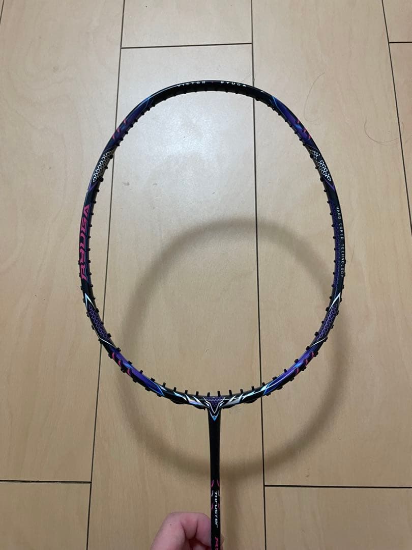 スラスターリュウガ2プロ　4UG6 ビクター　バドミントンラケット